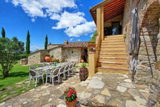 Villa Sonia, Haus, Terrasse, Rasenfläche, Esstisch, Essbereich