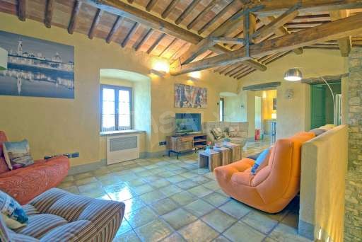 Villa Sonia, Wohnzimmer, Sessel, Sofa, Fernseher