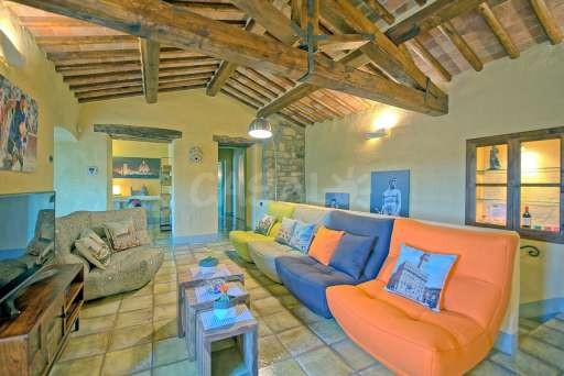 Villa Sonia, Wohnzimmer, Sessel, Sofa, Fernseher