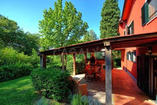 Viletta Montecuccoli überdachte Terrasse