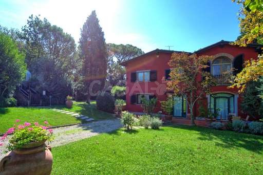 Viletta Montecuccoli Haus Garten