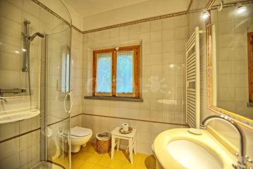 Viletta Montecuccoli Badezimmer modern