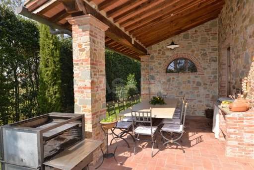 Villa Stone