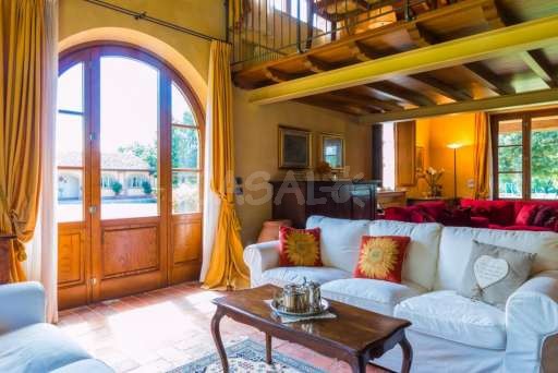 Villa Stone